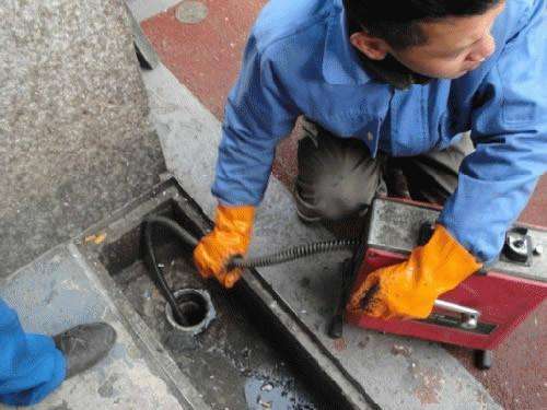 商都疏通下水道